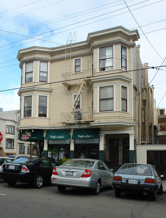 786-790 Lombard St in San Francisco, CA - Building Photo - Building Photo