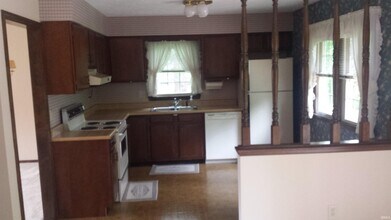 1504 E Bradshire St in Bloomington, IN - Building Photo - Building Photo