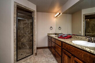 355 W 200 S in Washington, UT - Building Photo - Building Photo