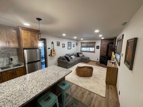11869 Deerfield Dr in Truckee, CA - Building Photo - Building Photo