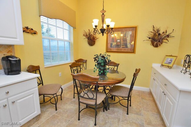 property at 9267 Museo Cir