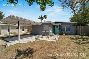 664 Gray St S in St. Petersburg, FL - Building Photo