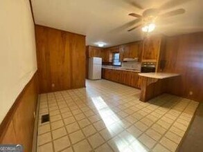 86 S Forest Ave in Hartwell, GA - Building Photo - Building Photo