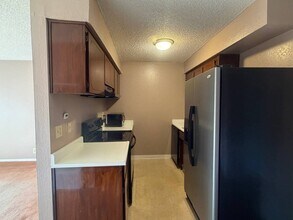 4260 Clayton Rd, Unit 29 in Concord, CA - Foto de edificio - Building Photo