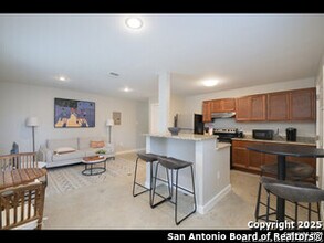 1119 W Myrtle St in San Antonio, TX - Building Photo - Building Photo