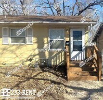 117 N Ash Ave in Independence, MO - Building Photo