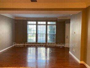 7305 Elkridge Crossing Way in Elkridge, MD - Building Photo - Building Photo
