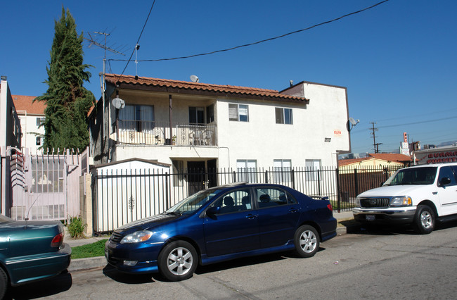 11717 Cohasset St in North Hollywood, CA - Building Photo - Building Photo