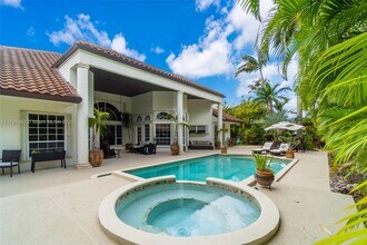 13105 SW 106th Ave in Miami, FL - Building Photo - Building Photo