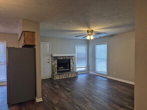 6439 Green Meadow Rd in Fayetteville, NC - Building Photo - Building Photo