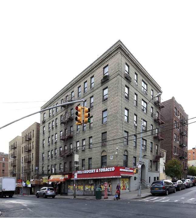 2264 Grand Ave in Bronx, NY - Building Photo