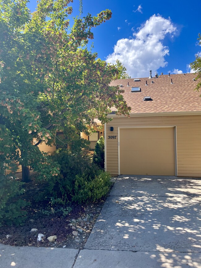 property at 3097 Fulton Circle