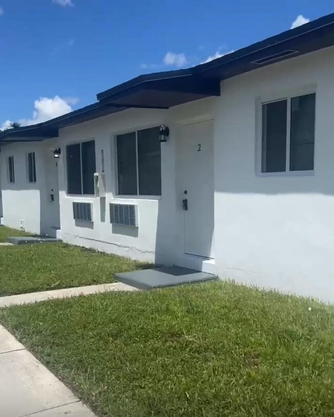 property at 1951 NW 31st St