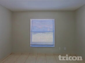 2305 Saphire Ct, Unit B in Kissimmee, FL - Building Photo - Building Photo