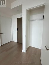 448 Burnhamthorpe Rd W in Mississauga, ON - Building Photo - Building Photo