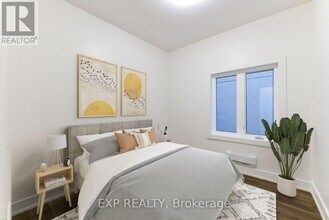1250 Davenport Rd in Toronto, ON - Building Photo - Building Photo