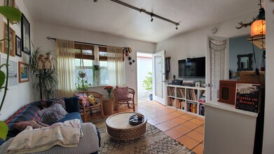 37 19th Ave, Unit #3 in Venice, CA - Building Photo - Building Photo