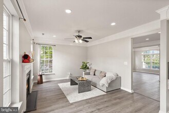 9311 Warren Falls Ln in Linton Hall, VA - Building Photo - Building Photo