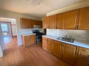 26 Verdun St, Unit 2 in Boston, MA - Building Photo - Building Photo