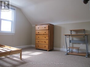 2 Patricia St in Thorold, ON - Building Photo - Building Photo