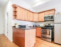 2331 N Park Ave photo'