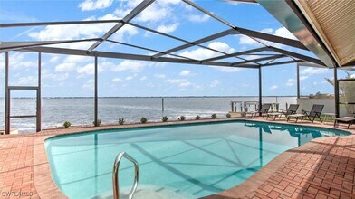 3123 SE 22nd Pl in Cape Coral, FL - Building Photo - Building Photo