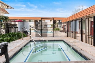 8641 Lake Murray Blvd in San Diego, CA - Building Photo