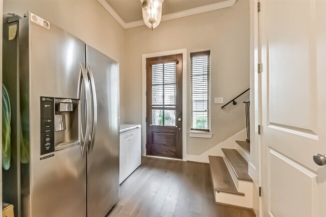 property at 10914 Brookeshire Chase Ln