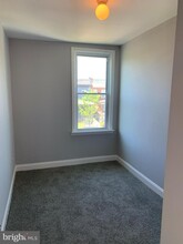 3001 Oakley Ave, Unit 2 in Baltimore, MD - Foto de edificio - Building Photo