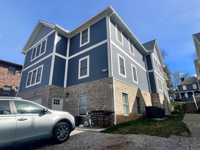 1315 Forest Ave in Knoxville, TN - Building Photo - Building Photo