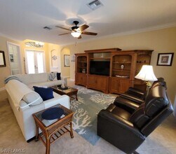 1624 SW 43rd Ln in Cape Coral, FL - Building Photo - Building Photo