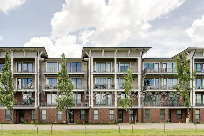 property at 380 Island Dr