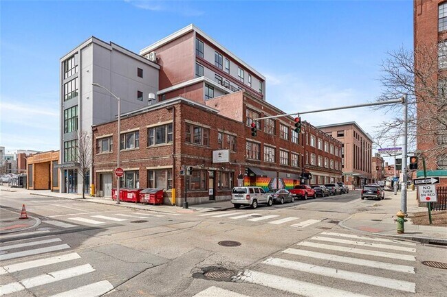 71 Richmond St in Providence, RI - Building Photo - Building Photo