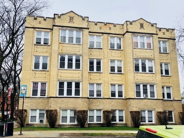 property at 3408 W Berteau Ave