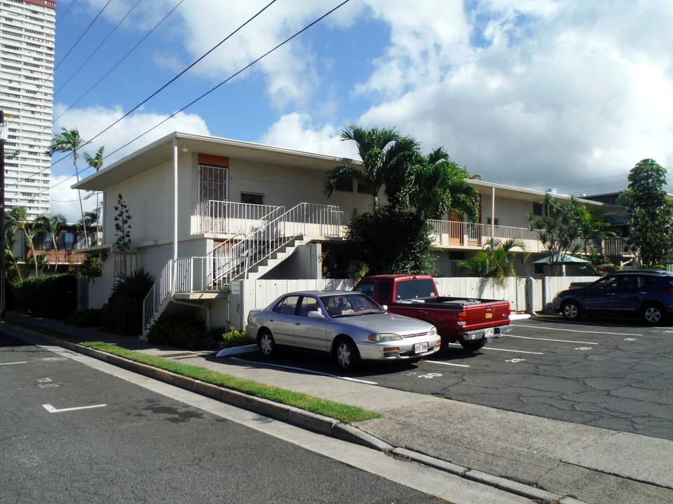 2622 Laau St in Honolulu, HI - Building Photo