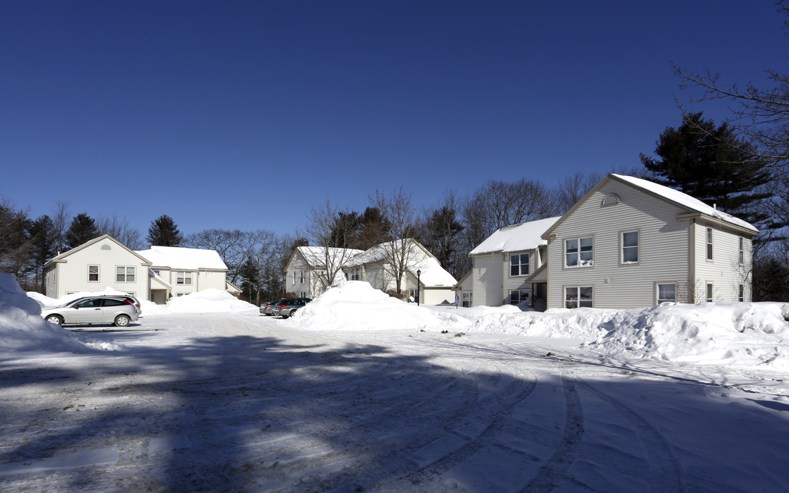 Quarry Ridge Apartments in Freeport, ME - Building Photo