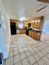 280 Markham Ave in Vacaville, CA - Building Photo - Building Photo