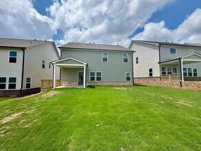 5513 Coalie Trce in Flowery Branch, GA - Building Photo - Building Photo