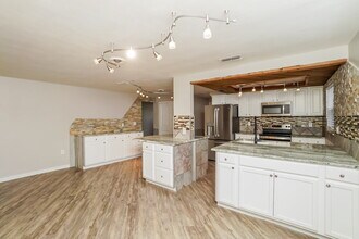 6223 Seaford Dr in Holiday, FL - Building Photo - Building Photo