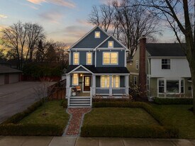819 Irving Ave in Royal Oak, MI - Building Photo