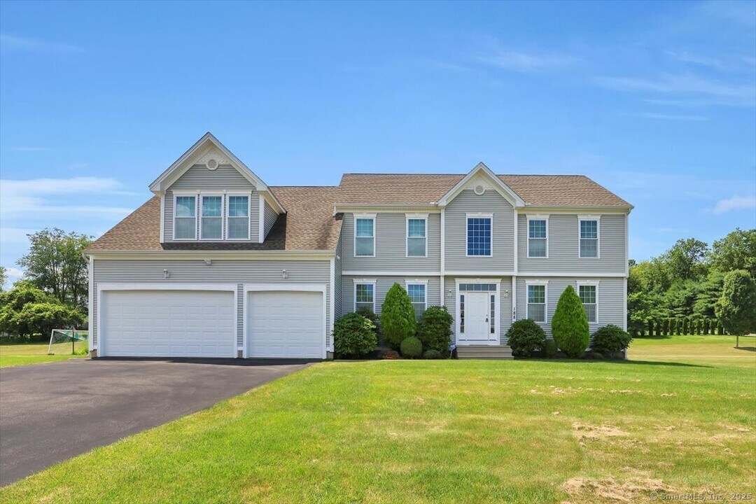 188 Saddle Hill Dr in Middletown, CT - Building Photo
