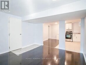 14 Rendale Ave in St Catharines, ON - Building Photo - Building Photo