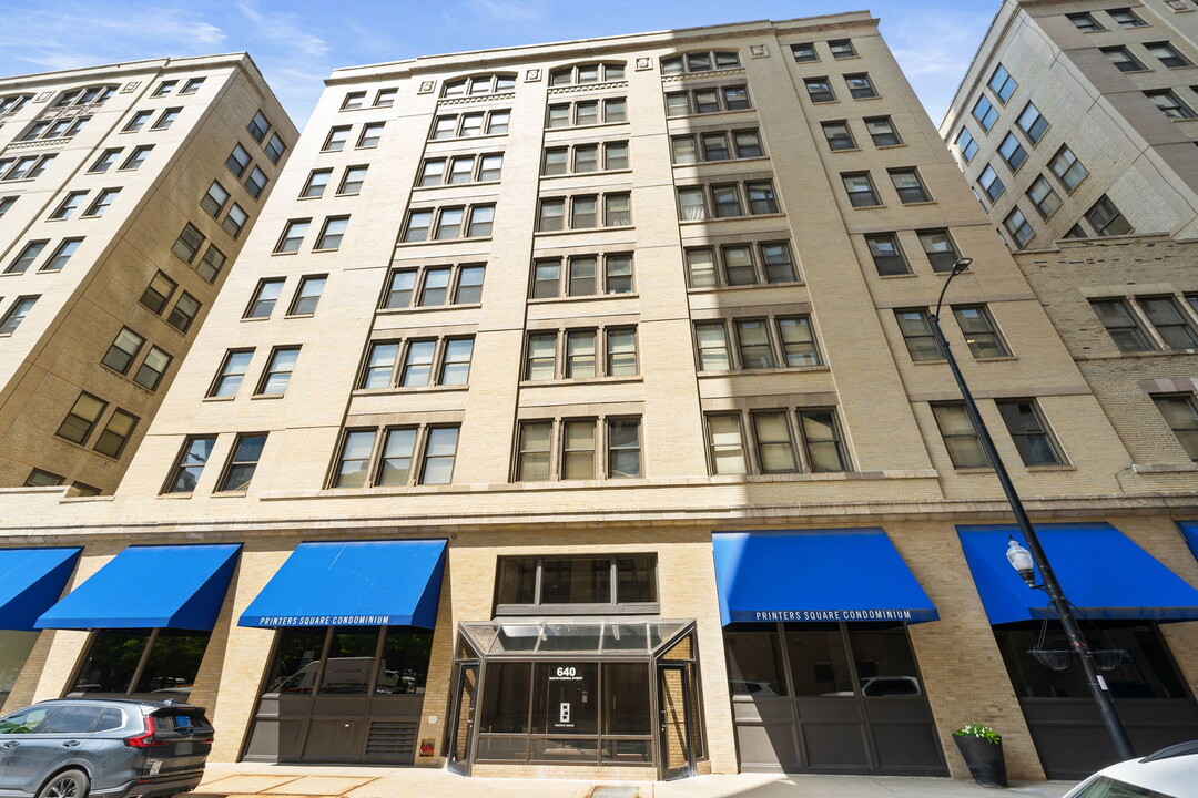 640 S Federal St in Chicago, IL - Building Photo