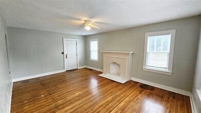 1136 N Villa Ave in Oklahoma City, OK - Foto de edificio - Building Photo