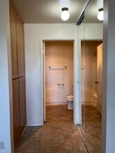 4857 College Ave, Unit 308 in San Diego, CA - Foto de edificio - Building Photo