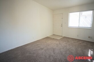 3200 Crestline Rd in Bakersfield, CA - Building Photo - Building Photo