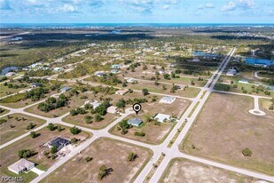 8 Cleat Ct in Placida, FL - Building Photo
