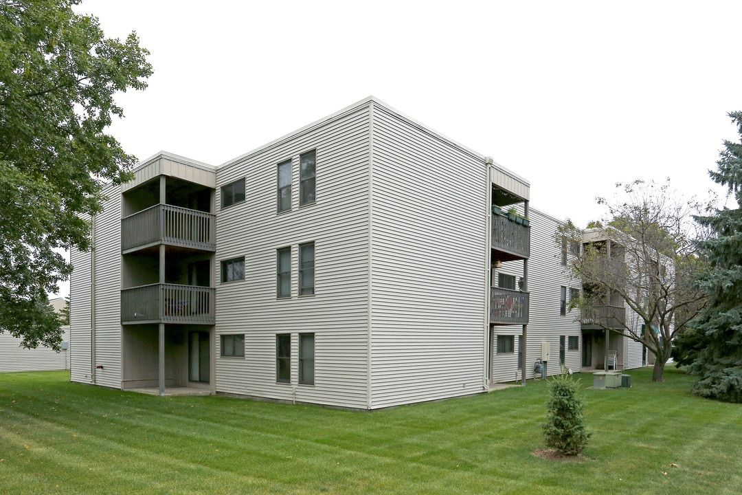 Driftwood Apartments in St. Cloud, MN - Foto de edificio