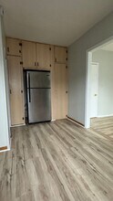 34 W 10th St in Linden, NJ - Building Photo - Building Photo