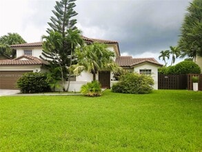 15591 SW 45th Terrace in Miami, FL - Building Photo - Building Photo